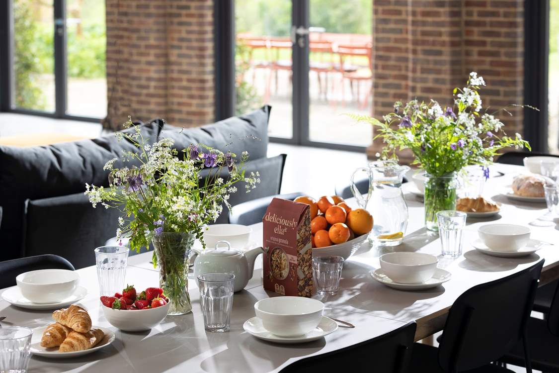 Dining in Pickeridge Hall